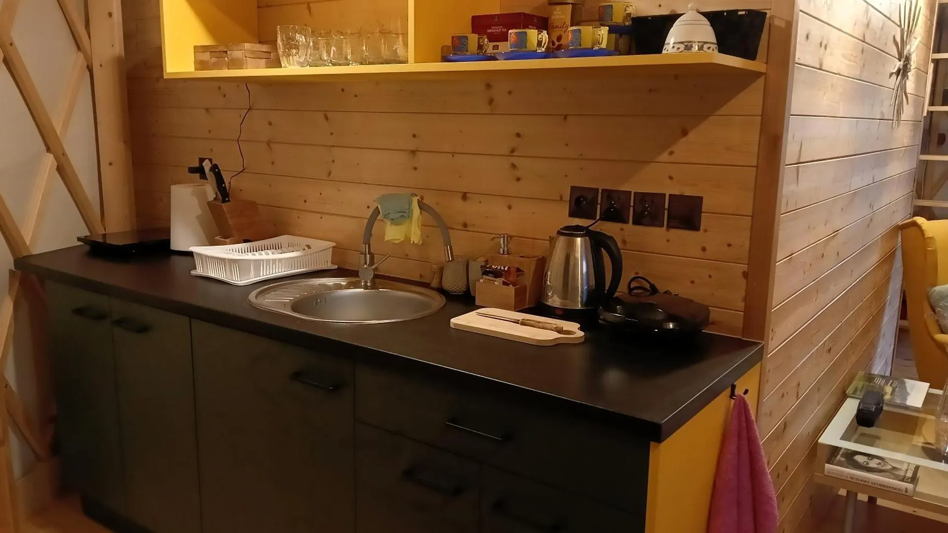 Hotel Glamping Pogorzany - Jurty Zabierzow 0*,